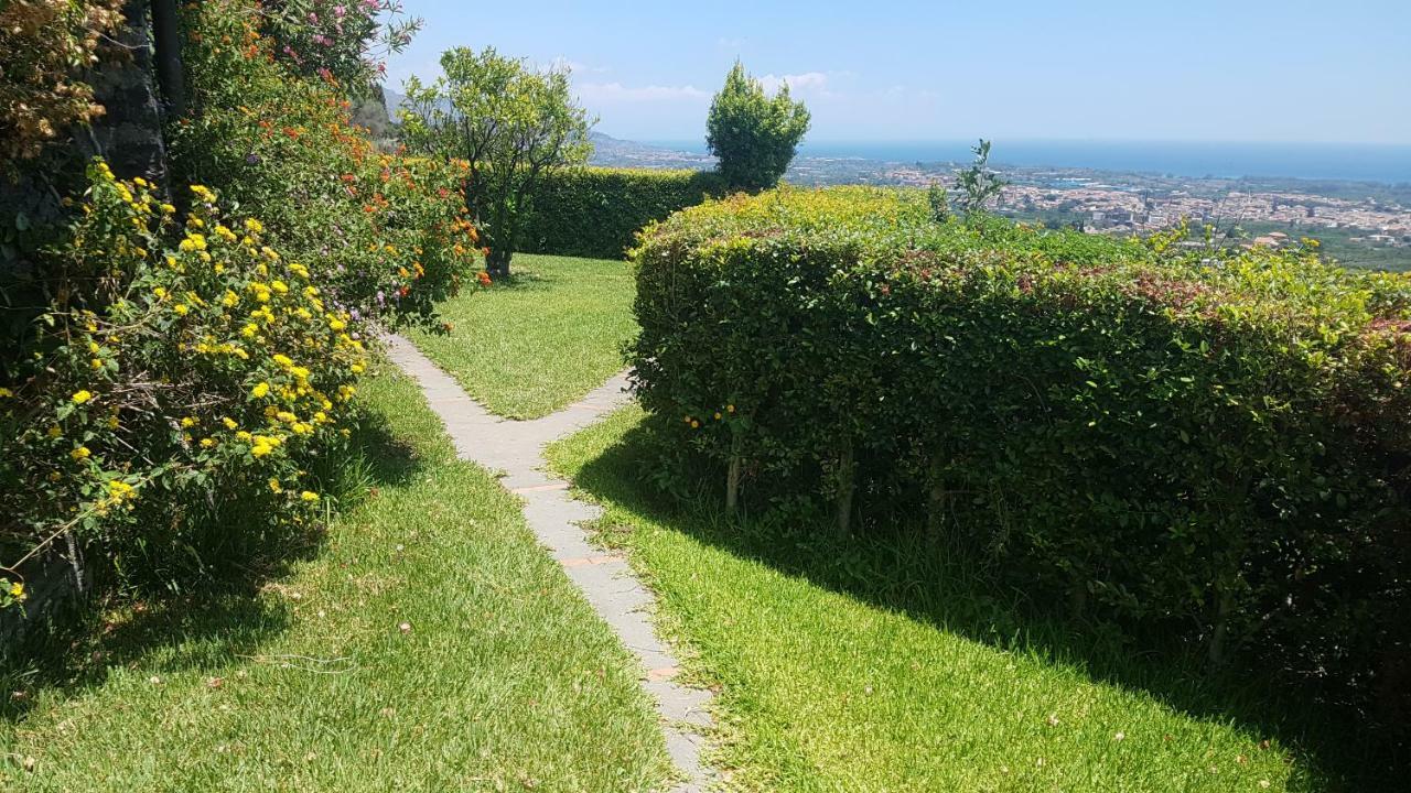 Open Land Holiday House Villa Fiumefreddo di Sicilia Luaran gambar