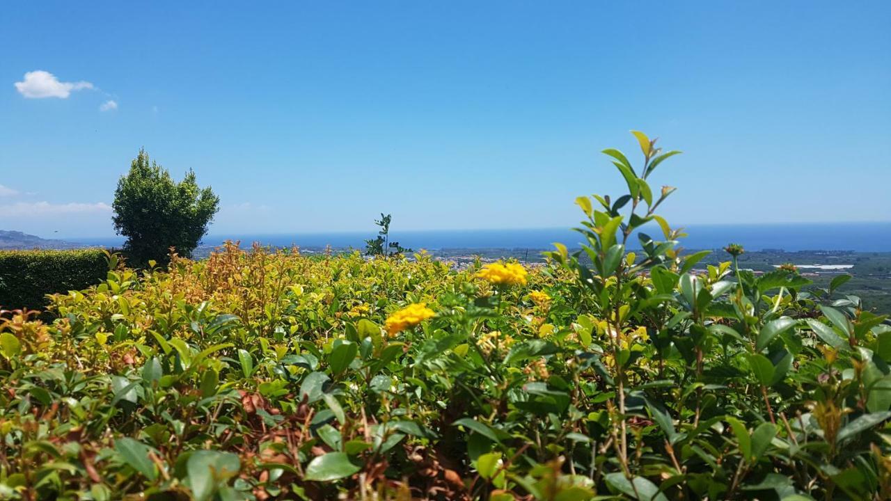Open Land Holiday House Villa Fiumefreddo di Sicilia Luaran gambar